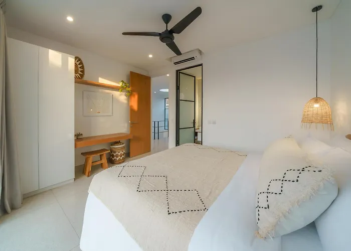 Puri Senang - Modern Pool Villa, 6 Mins To Berawa & Finns * Canggu