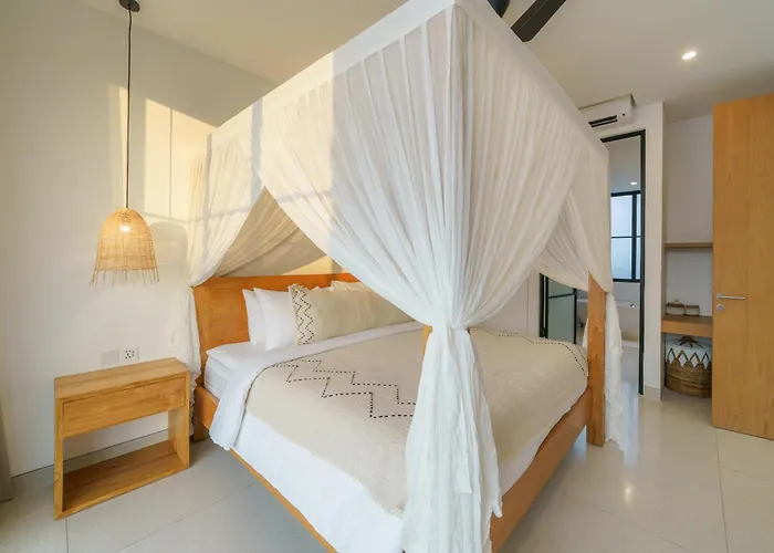 Puri Senang - Modern Pool Villa, 6 Mins To Berawa & Finns ヴィラ