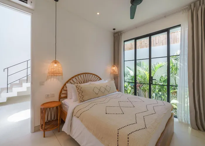 Puri Senang - Modern Pool Villa, 6 Mins To Berawa & Finns * Canggu