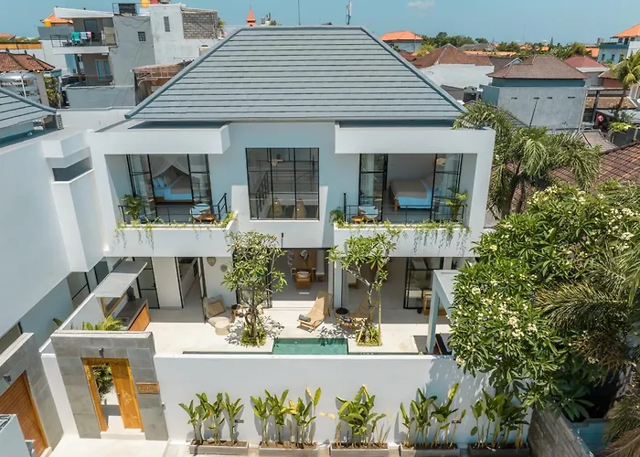 Villa Puri Senang - Modern Pool Villa, 6 Mins To Berawa & Finns