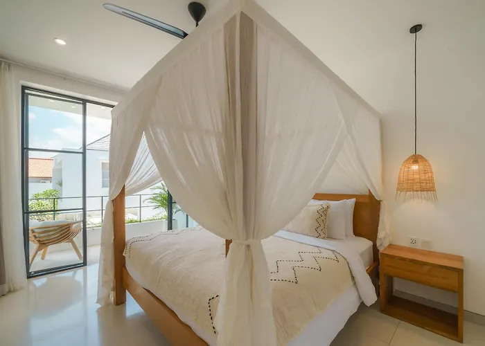 Puri Senang - Modern Pool Villa, 6 Mins To Berawa & Finns * Canggu