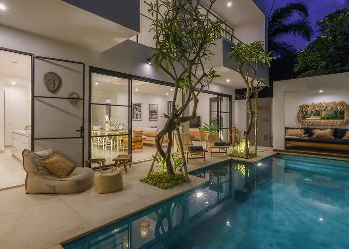 Puri Senang - Modern Pool Villa, 6 Mins To Berawa & Finns ヴィラ チャングー