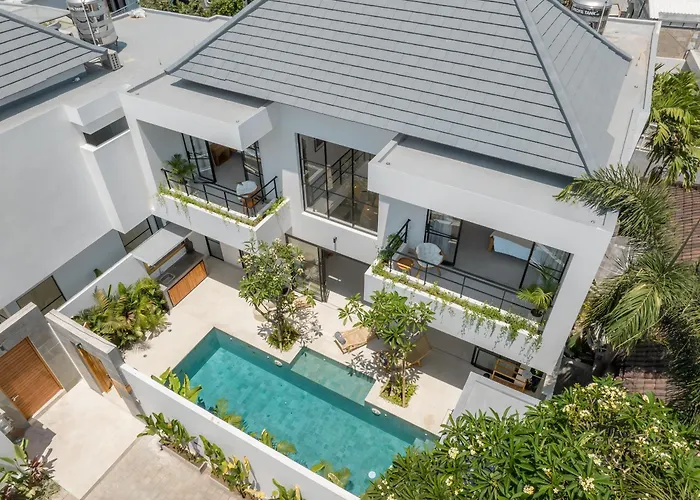Puri Senang - Modern Pool Villa, 6 Mins To Berawa & Finns Canggu