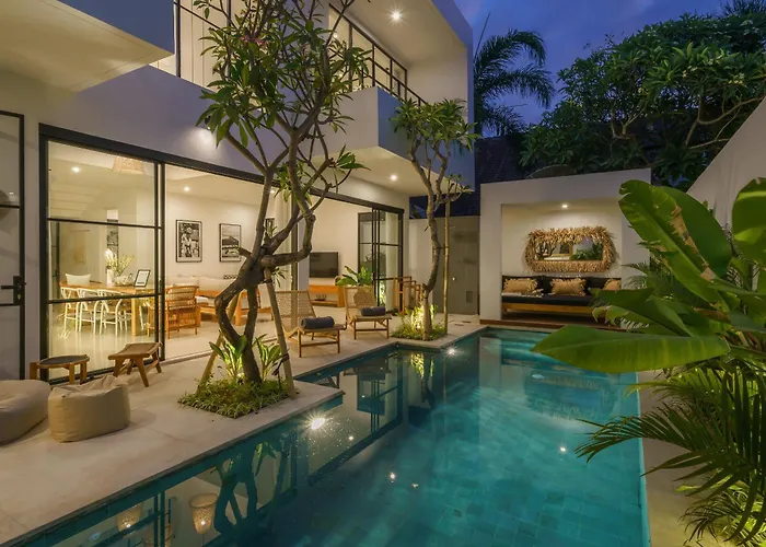 Puri Senang - Modern Pool Villa, 6 Mins To Berawa & Finns Canggu