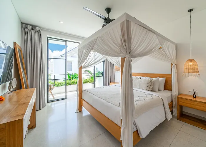Puri Senang - Modern Pool Villa, 6 Mins To Berawa & Finns Villa *